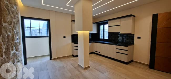 ZE26-5058 Apartment 250 m² with Terrace for Sale – Beirut (Mazraa)