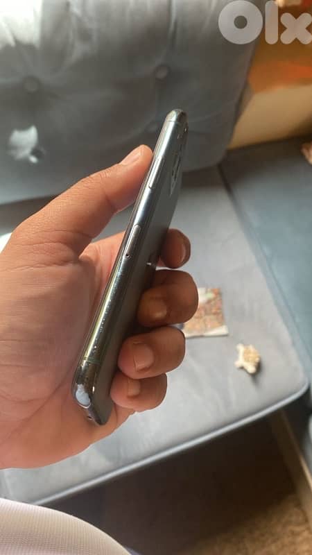 iPhone 11 pro 64gb 3