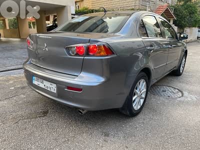 Mitsubishi Lancer 2015