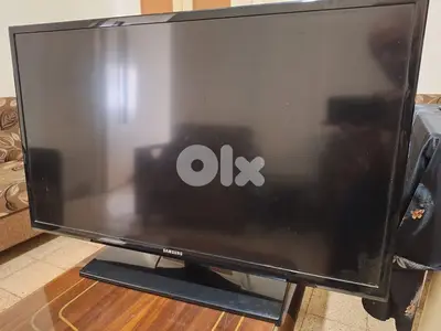 Samsung 32" LED TV.