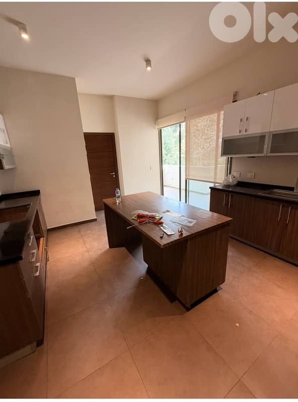 slightly used FULL kitchen 0