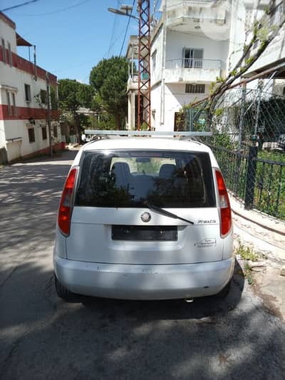 Skoda Rapid 2009