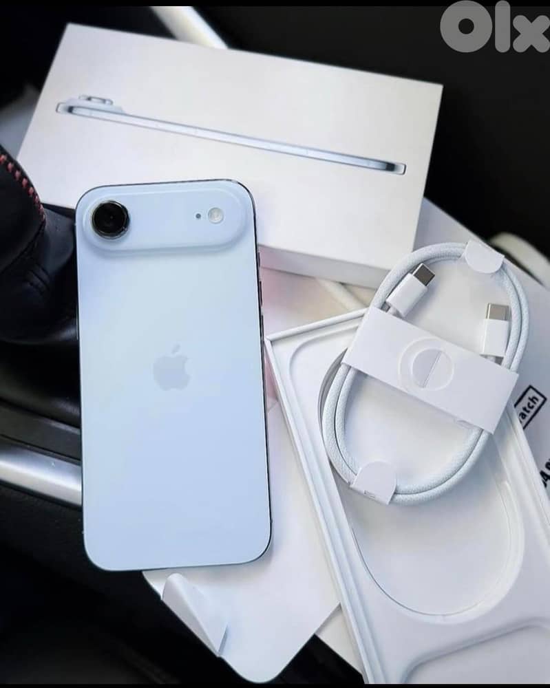 Apple iPhone Air 256GB Sky Blue 0