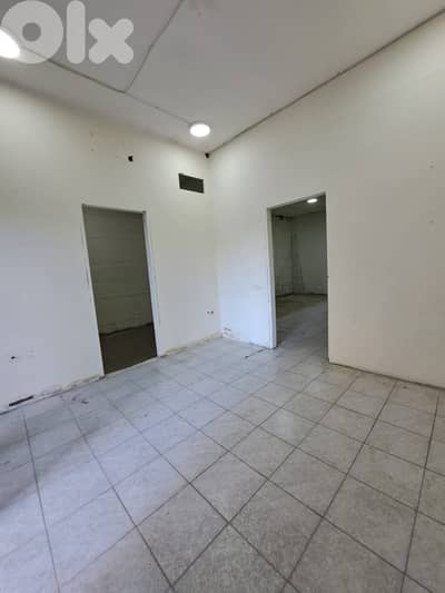 shop or warehouse for rent in adonis
