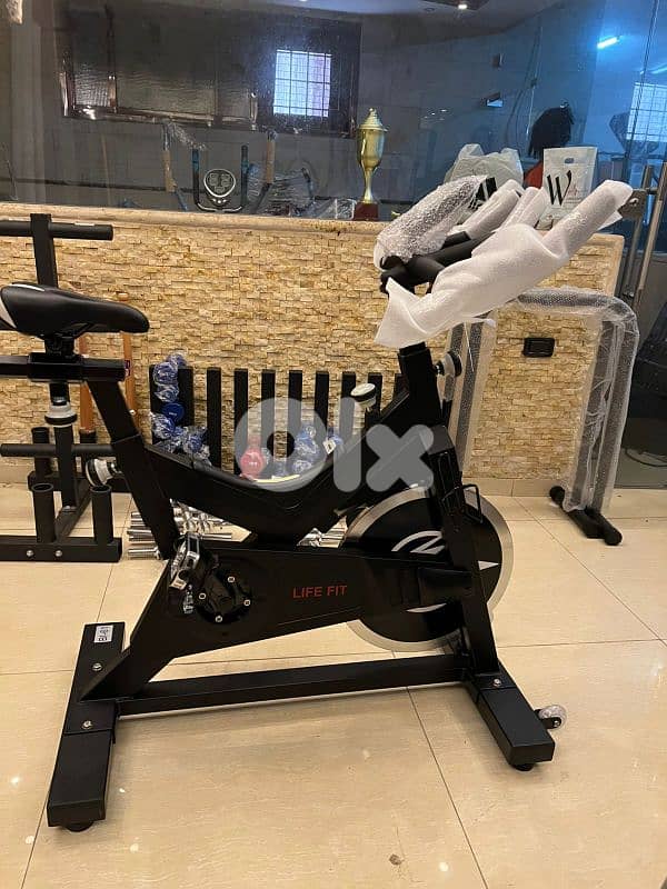 Spinning bike 0