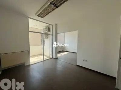 Office For Rent in Badaro - مكتب للإجار في بدارو