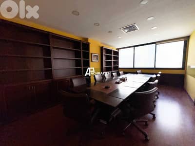 Office For Sale in Gemmayze - مكتب للبيع في الجميزة