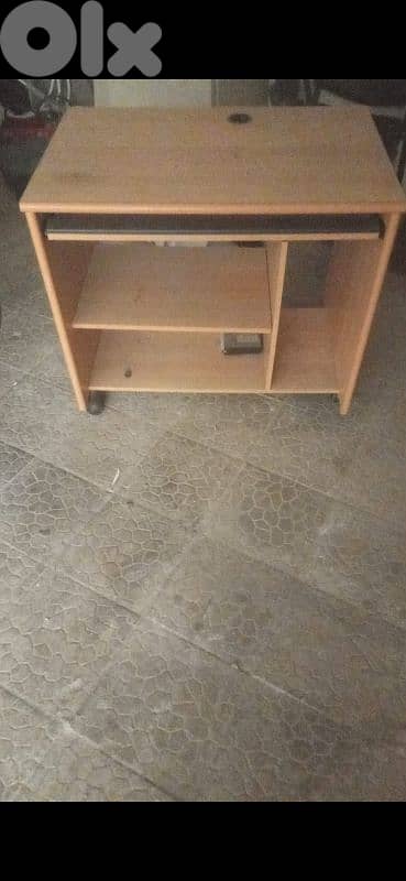 Computer Table 1