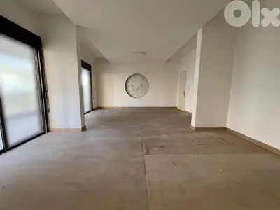 Office for Rent in Sodeco مكتب للإيجار في سوديكو