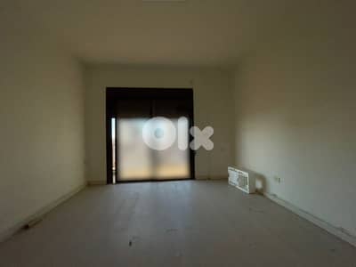Office for Rent in Sodeco مكتب للإيجار في سوديكو