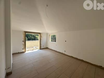 GMC529RAJ Rooftop for sale in Mar Chaaya - روف توب للبيع في مار شعيا