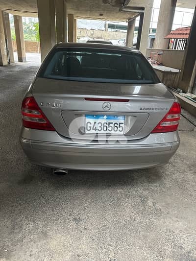 Mercedes-Benz C-Class 2004