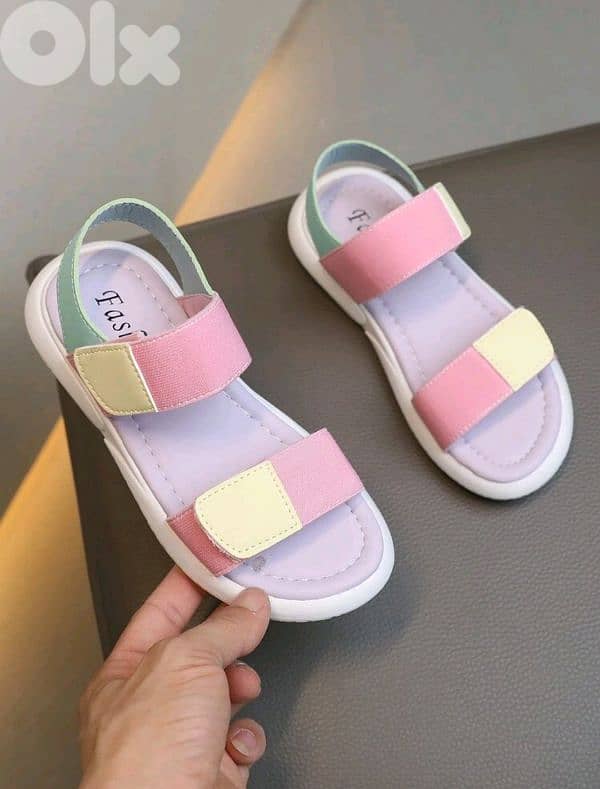 New Girl Fashion Soft Bottom Non-Slip Flat Summer Sandals 0