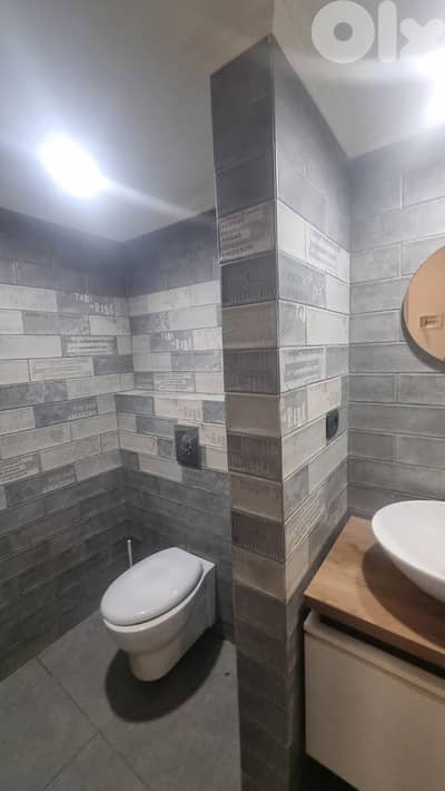 GMC304MAN Office for rent in Biyada - مكتب للإيجار في البياضة