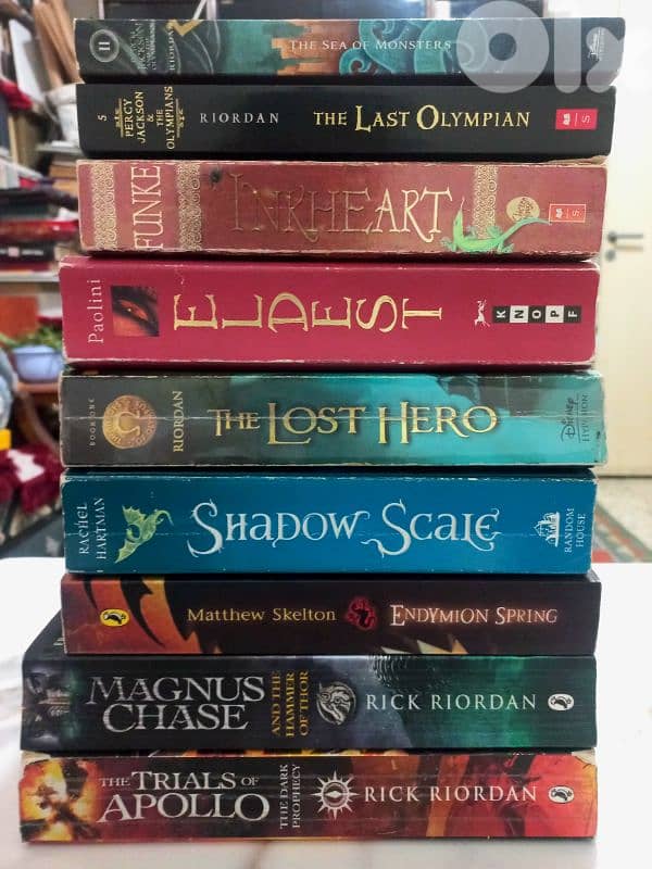 bunch of books 7 $ a piece 0