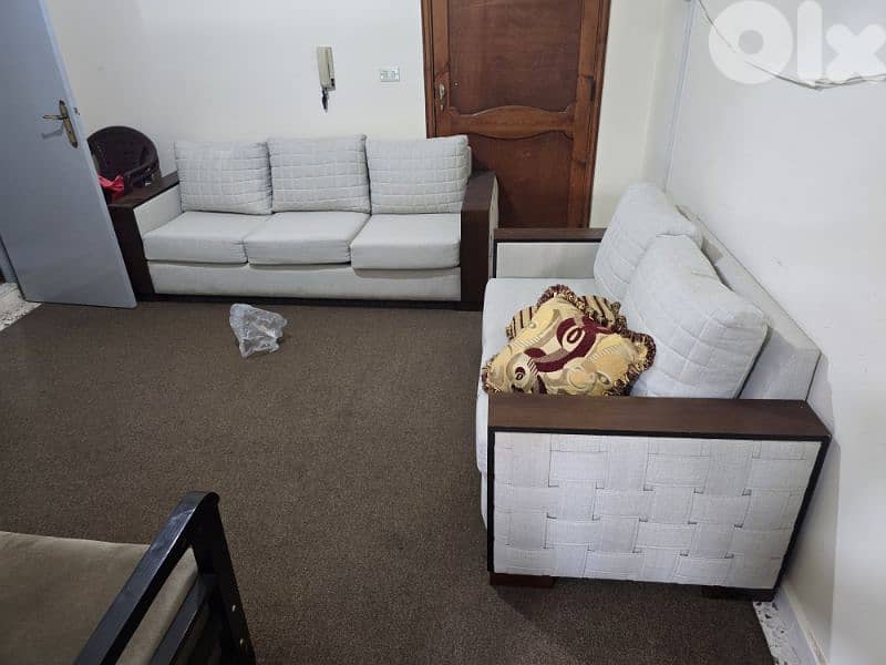 living room 0