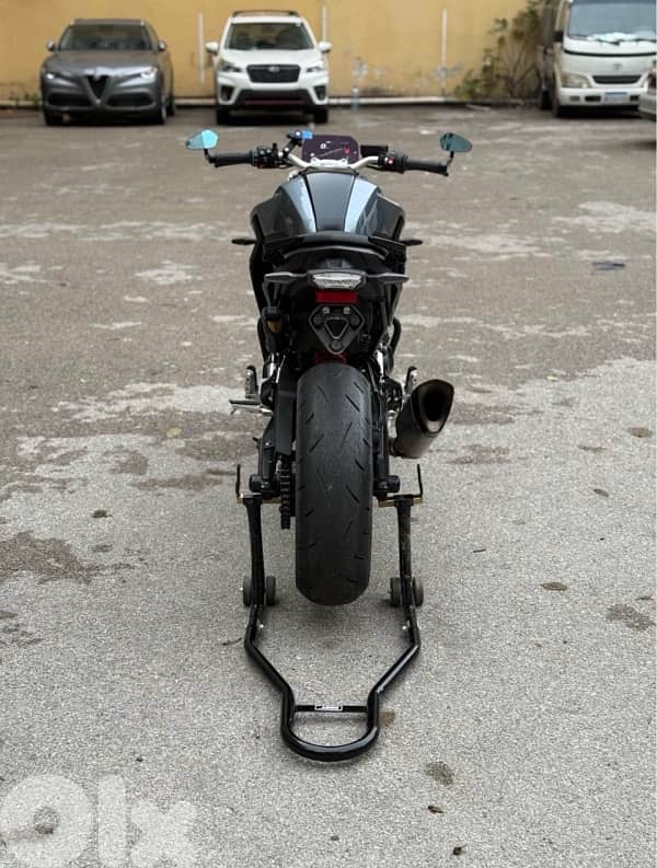 BMW F900R 4