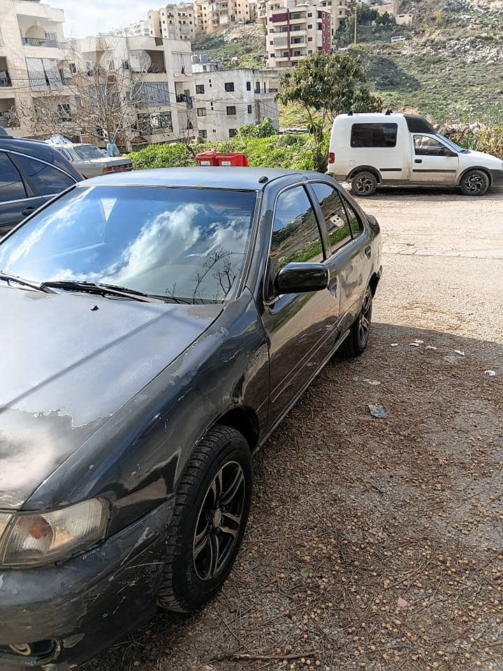 Nissan Sunny 2000 0