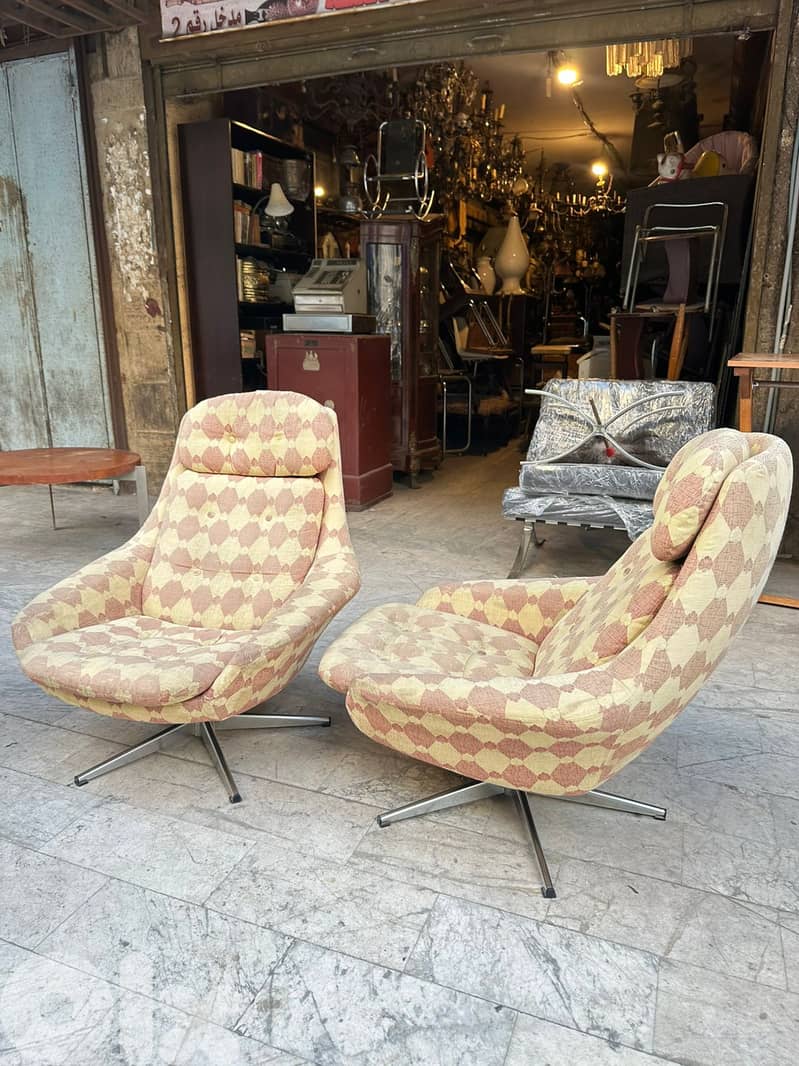 Mid-century lounge chairs , swivel chairs 1970’s 1