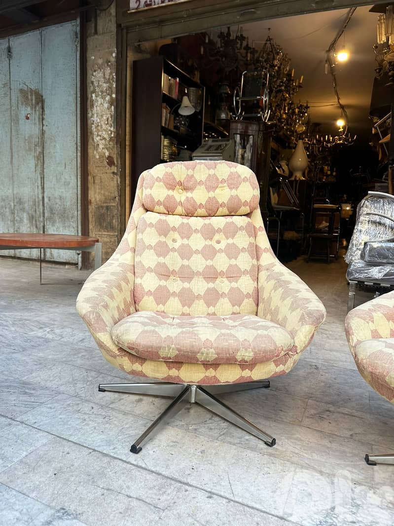 Mid-century lounge chairs , swivel chairs 1970’s 7