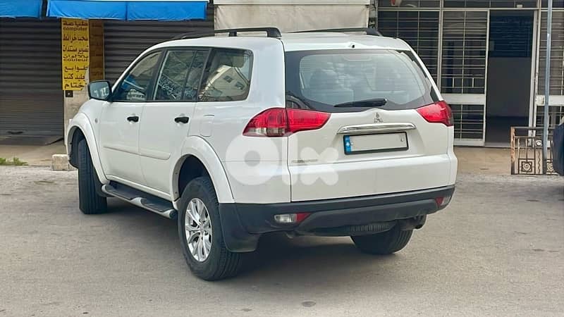 Mitsubishi Pajero 2015 0