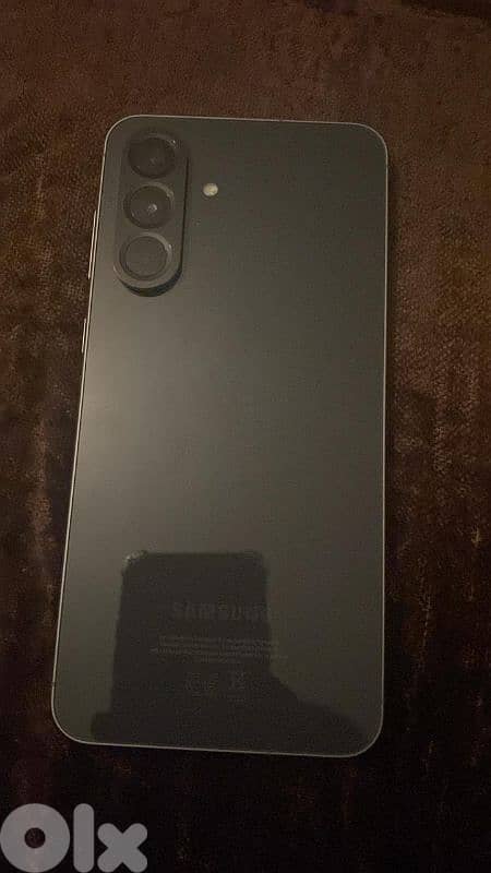 a56 samsung used for only 2 weeks ولا اي جرح 0