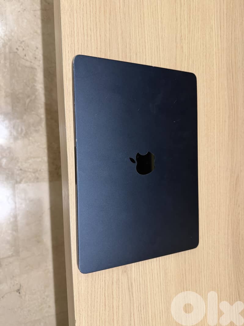 SALE! 2022 Macbook Air M2 Chip, 13 inch model, 8GB Memory. 0