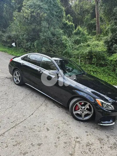 Mercedes-Benz C-300 2018