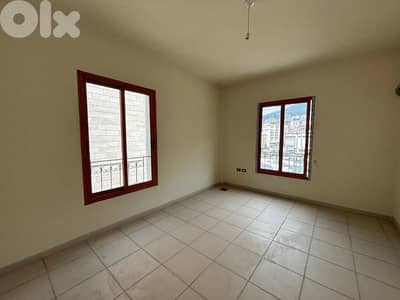 RWB120HM - Office for rent in Jounieh