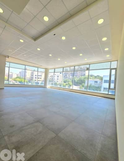 مكتب للايجار في ذوق مكايل Office for rent in Zouk Mikael