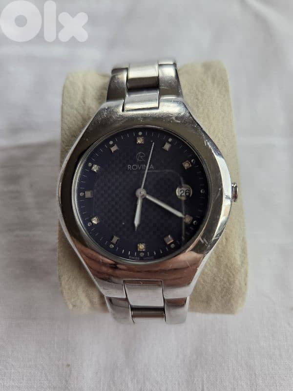 Elegant ROVINA Watch – Timeless Style 4