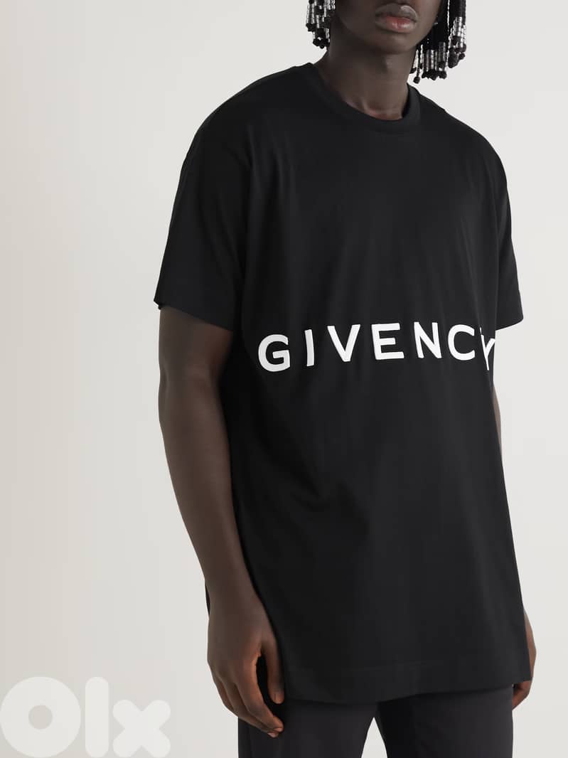 GIVENCHY T-SHIRT With Tags Size XL 2
