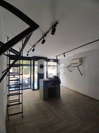 Shop for sale in Corniche El Mazraa محل للبيع في كورنيش المزرعة