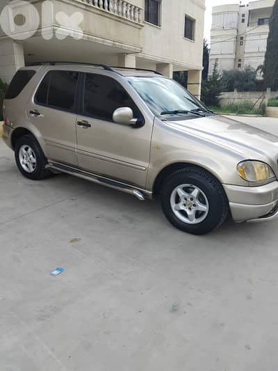 Mercedes-Benz ML-Class 2002