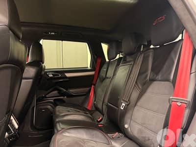 Porsche Cayenne GTS 2017