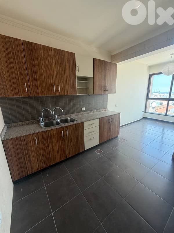 Apartment  For Sale In Sin El Fil 0