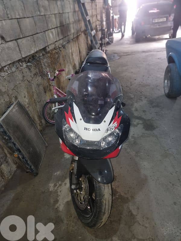 CBR 929 RR 2