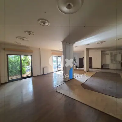 Office for rent in Mansourieh - 255 MTS2 - Open Space
