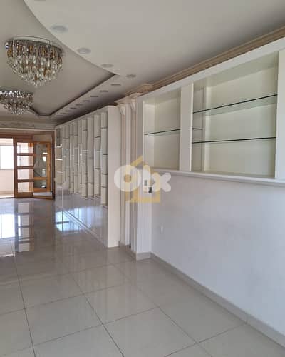 Office for rent in Mazraat Yachouh CZ2 مكتب للإيجار في مزرعة يشوع