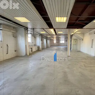 Warehouse for rent in BAOUCHRIYEH - 1200 MTS2 - 3.5 MT Height