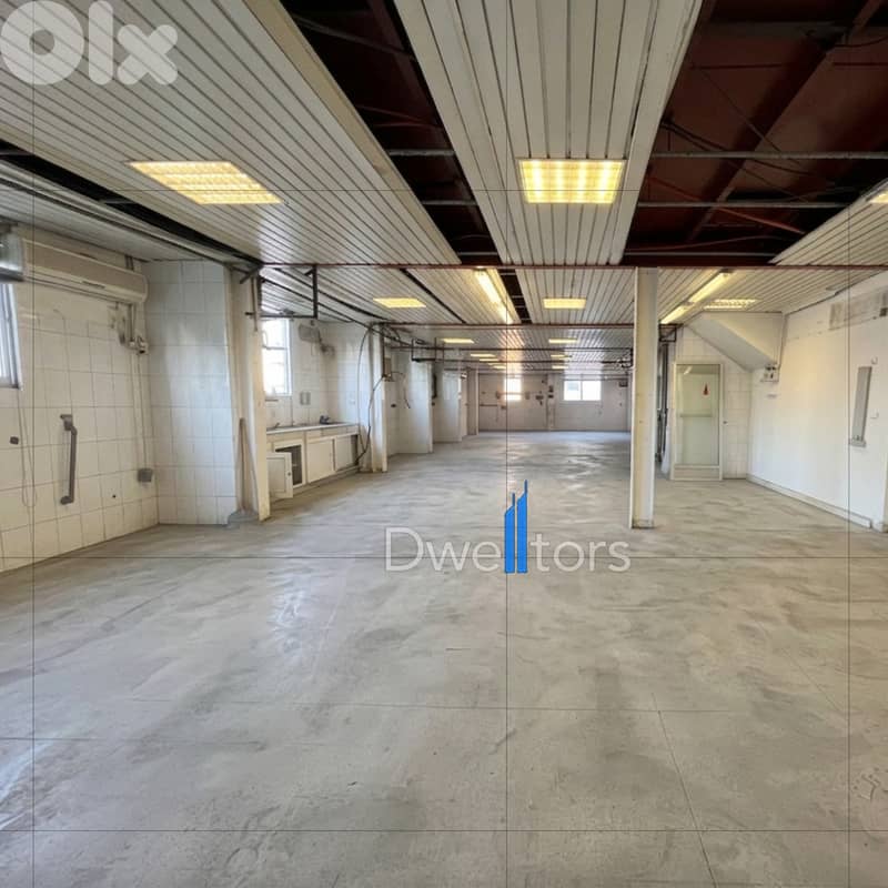 Warehouse for rent in BAOUCHRIYEH - 1200 MTS2 - 3.5 MT Height 0