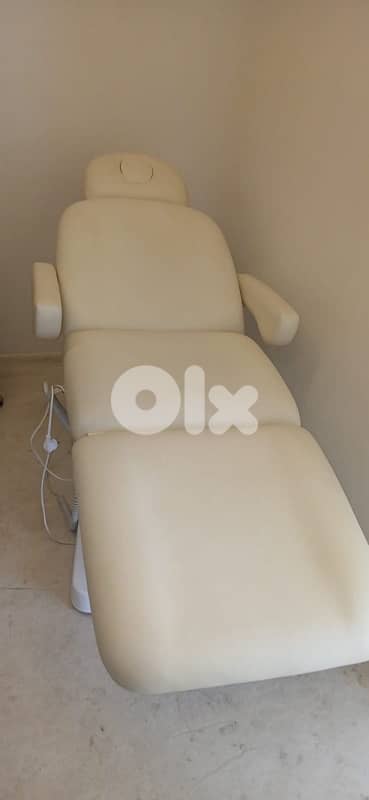 3 motors chair 0