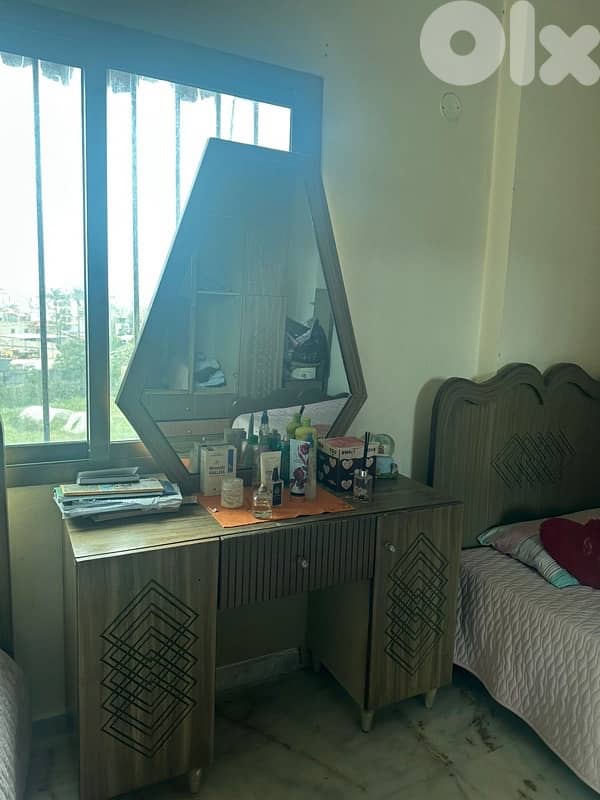 bedroom 0