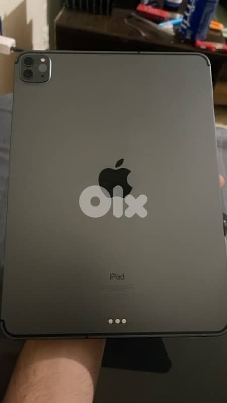 apple ipad pro 1TB 0