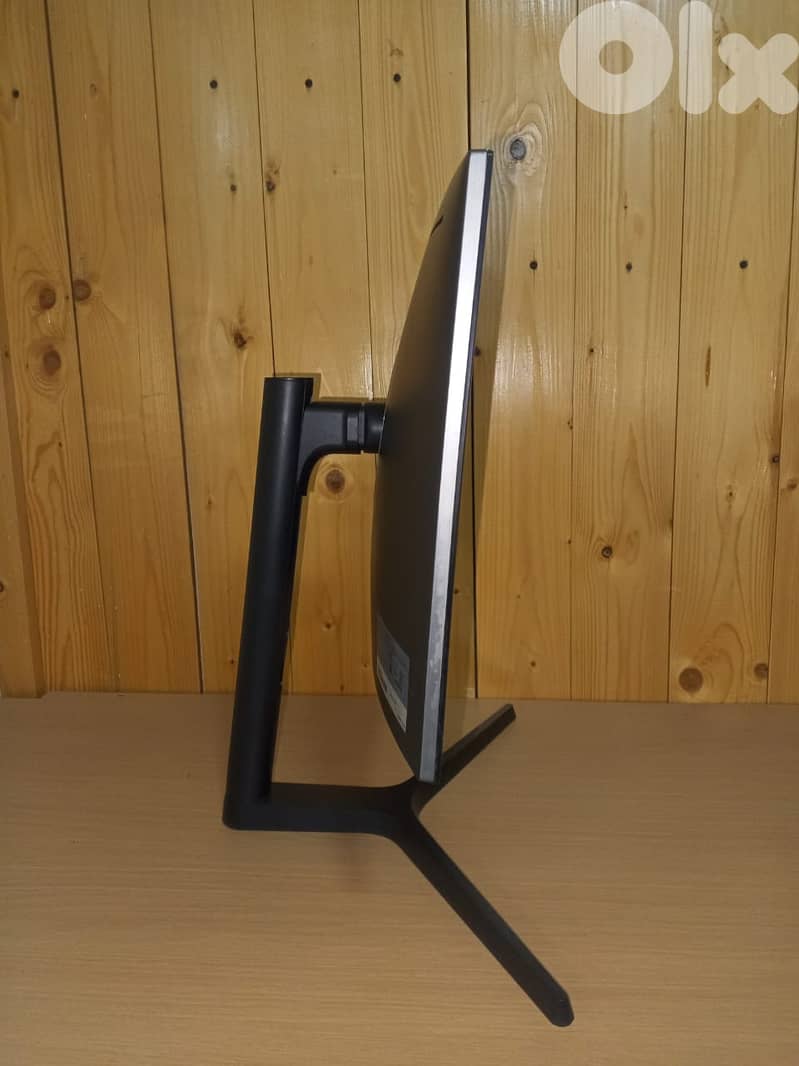 Samsung C24FG73FQ 24" curved 144hz 1ms QLED monitor - fully adjustable 3