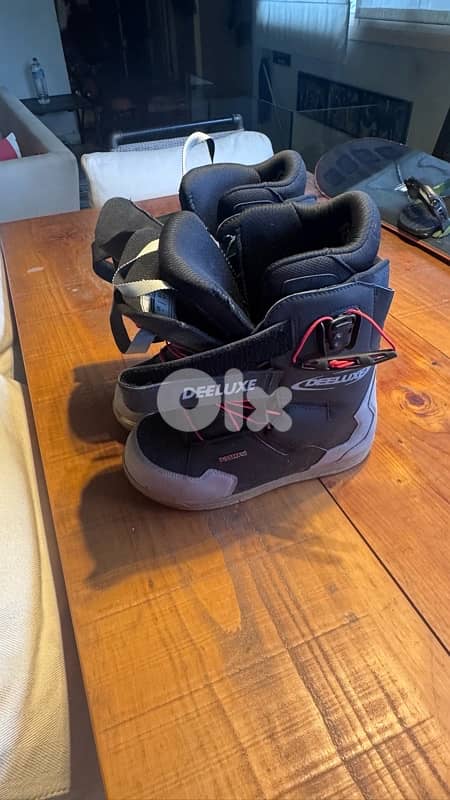 Snowboard Amplid 163cm Light Weight Technology + Snow boots Deeluxe 5