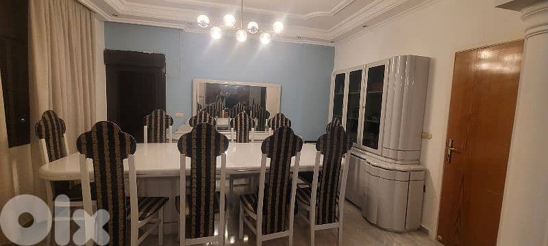 dining room 0