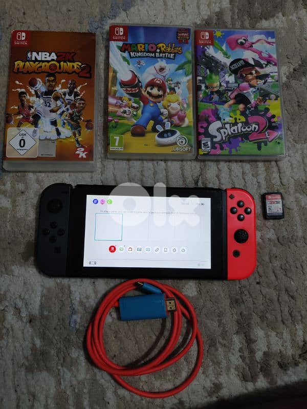Switch with 4 games 0