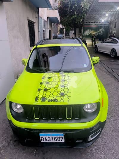 Jeep Renegade  latittude 4x4 ajnabi,trailhauk interier,dble sun roof