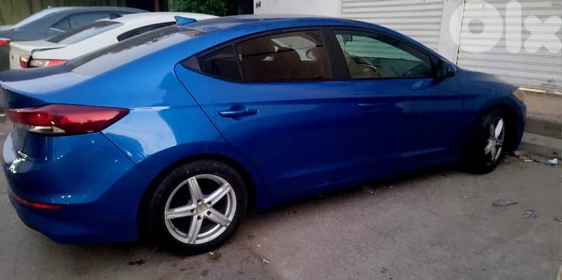Hyundai Elantra 2017 0